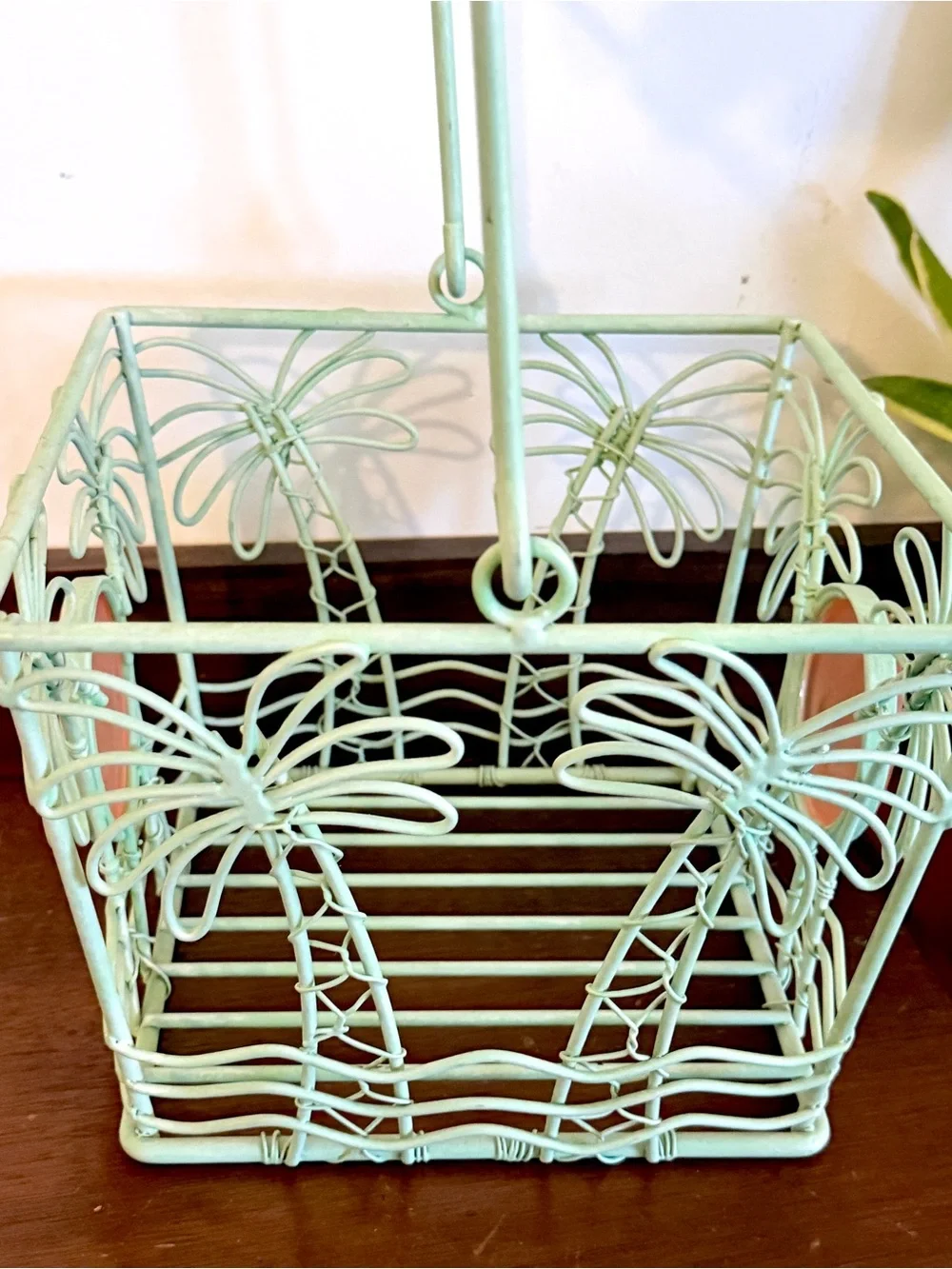 Vintage Mint Green Palm Tree Wire Basket Pink Flamingo Glass Retro Boho Decor
